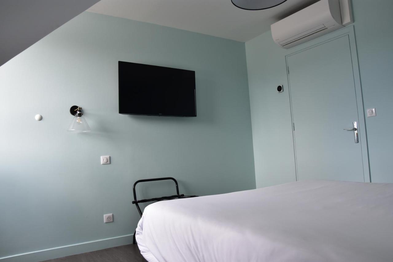 Hotel Domaine Du Lac Chambon Murol Ngoại thất bức ảnh